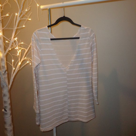 4/$15 ABL Cream and White Stripped Shirt w/ Low-Cut Back - Picture 3 of 3
